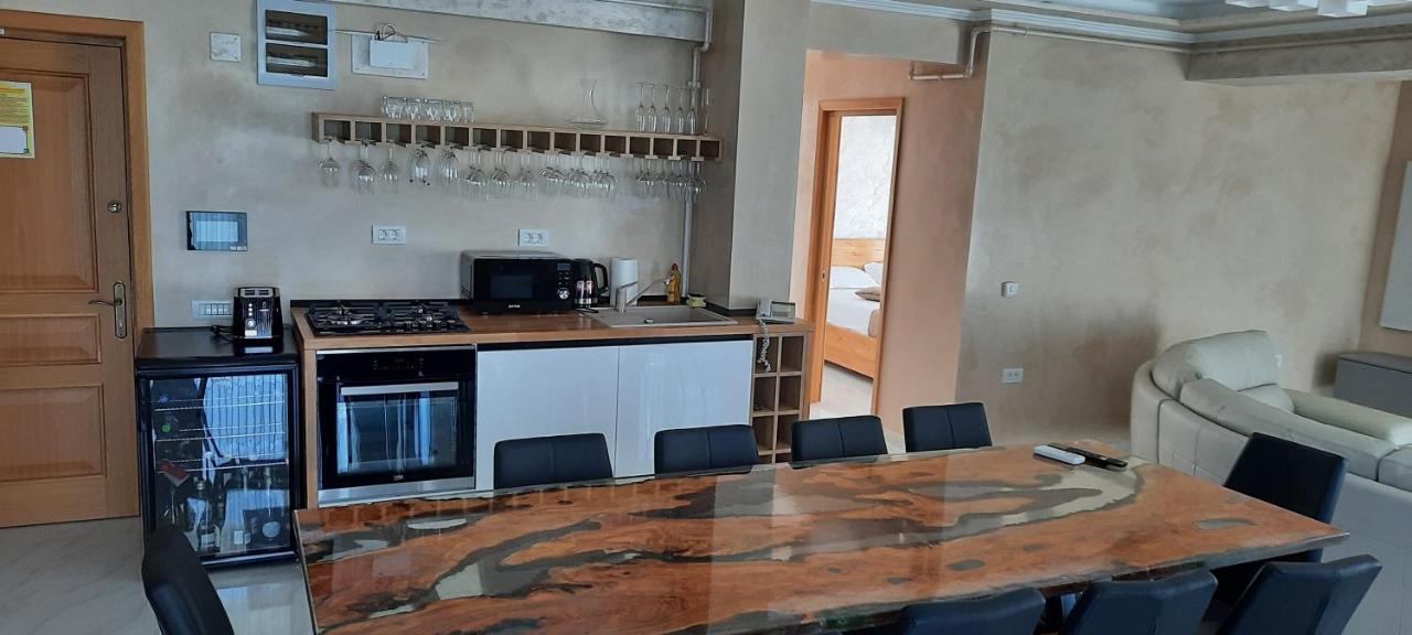 Apart Victor Apartment